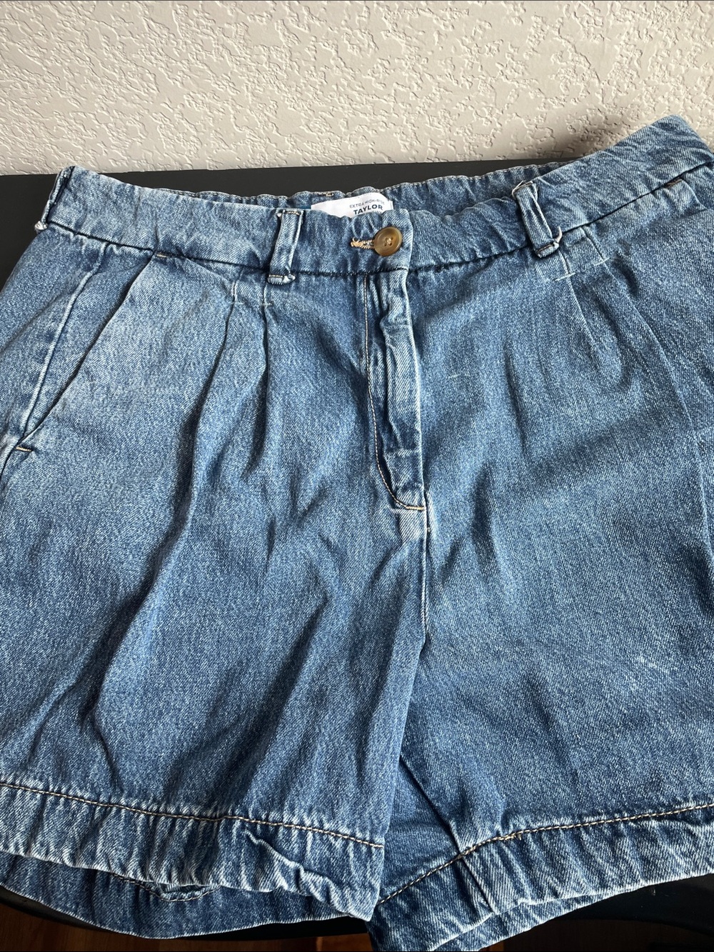 Old Navy Light Blue Pleated Denim Shorts